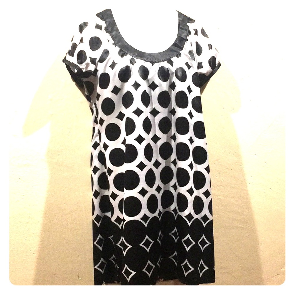 BCBG cap sleeve dress